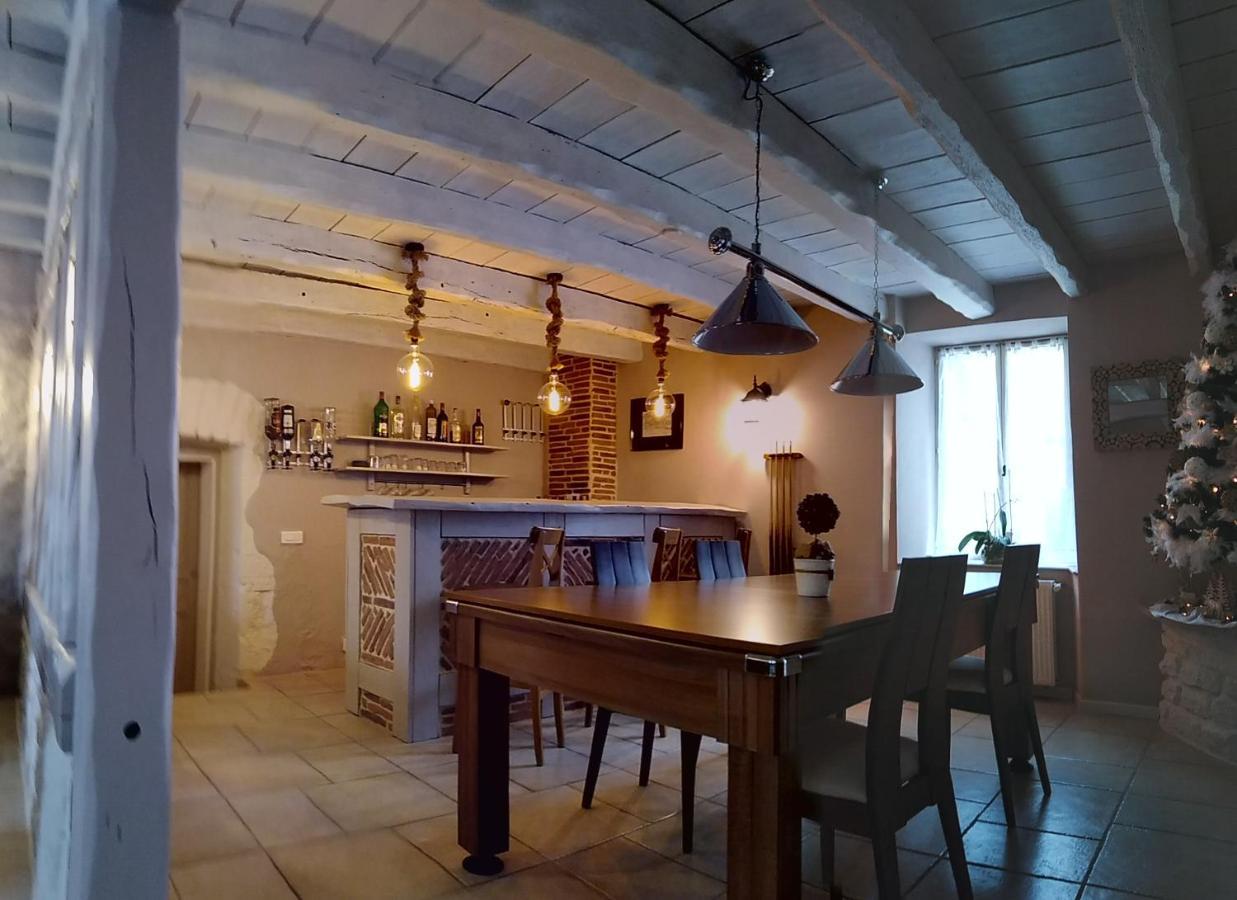 Le Domaine Des Papillons Hotel Beaujeu-Saint-Vallier-et-Pierrejux Bagian luar foto