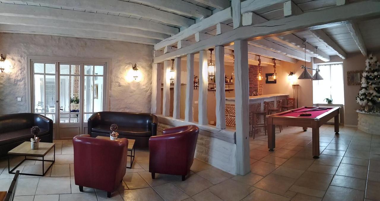 Le Domaine Des Papillons Hotel Beaujeu-Saint-Vallier-et-Pierrejux Bagian luar foto