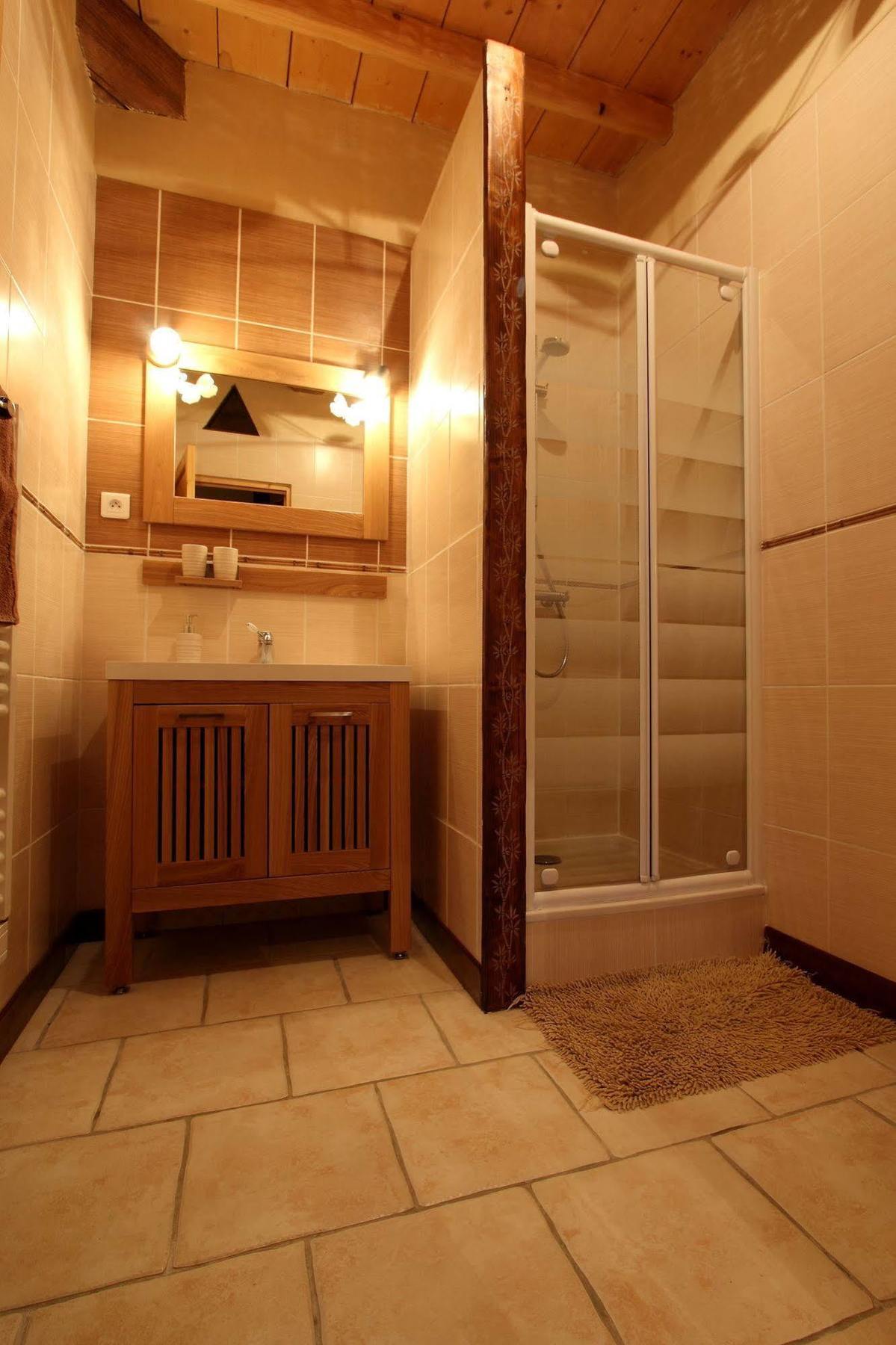 Le Domaine Des Papillons Hotel Beaujeu-Saint-Vallier-et-Pierrejux Bagian luar foto